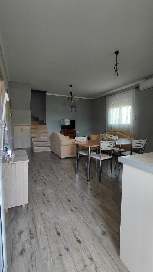 Γιώργος Και Εύα Apartment Kariani Exterior photo